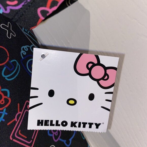 Hello Kitty Ladies Scrub Top Shirt Size Large Black Multicolour Medical Uniform - Picture 4 of 13